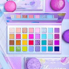 AMOR US EYESHADOW PALETTE "MACARON MAGIC"