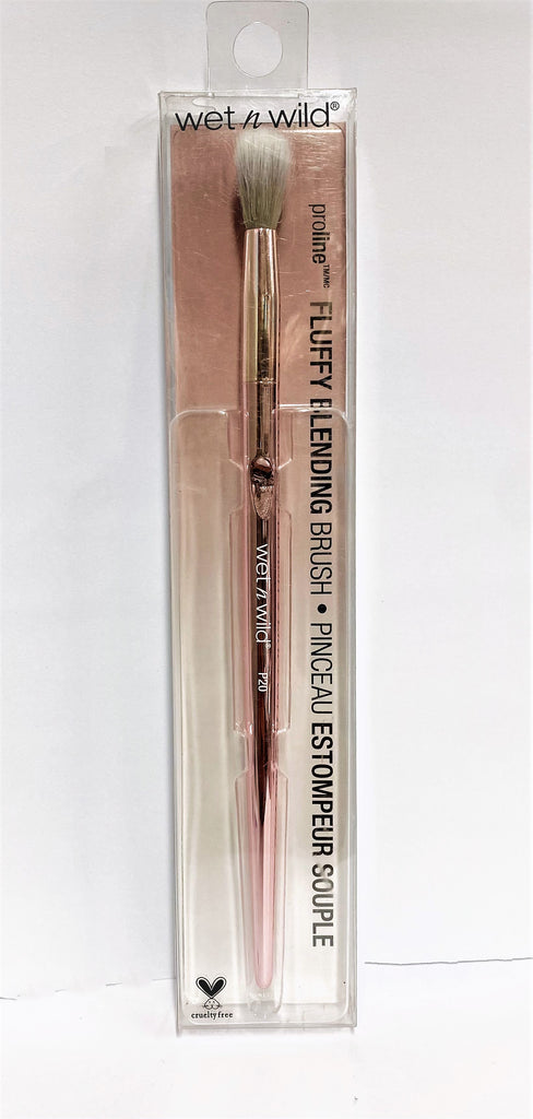 WET N WILD PRO LINE FLUFFY BLENDING BRUSH