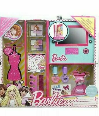 BARBIE BEAUTY WARDROBE 20 PC