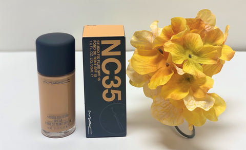 M.A.C STUDIO FIX FLUID SPF 15 FOUNDATION "NC35"